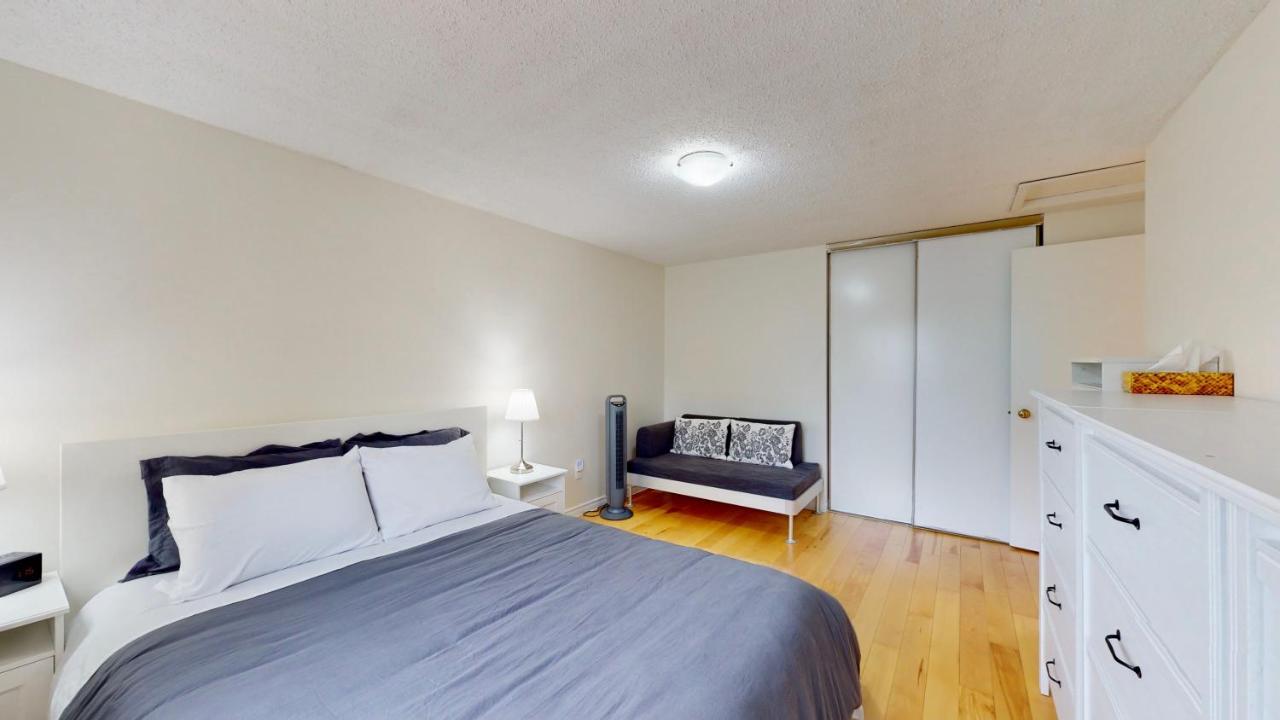 Modern Bright Cozy 3Bed 3Bath Vacation House In Ajax, Greater Toronto Area Gta, On, Canada Экстерьер фото